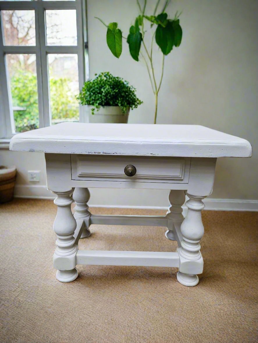 'Berg' - Solid Oakwood Bedside Tables