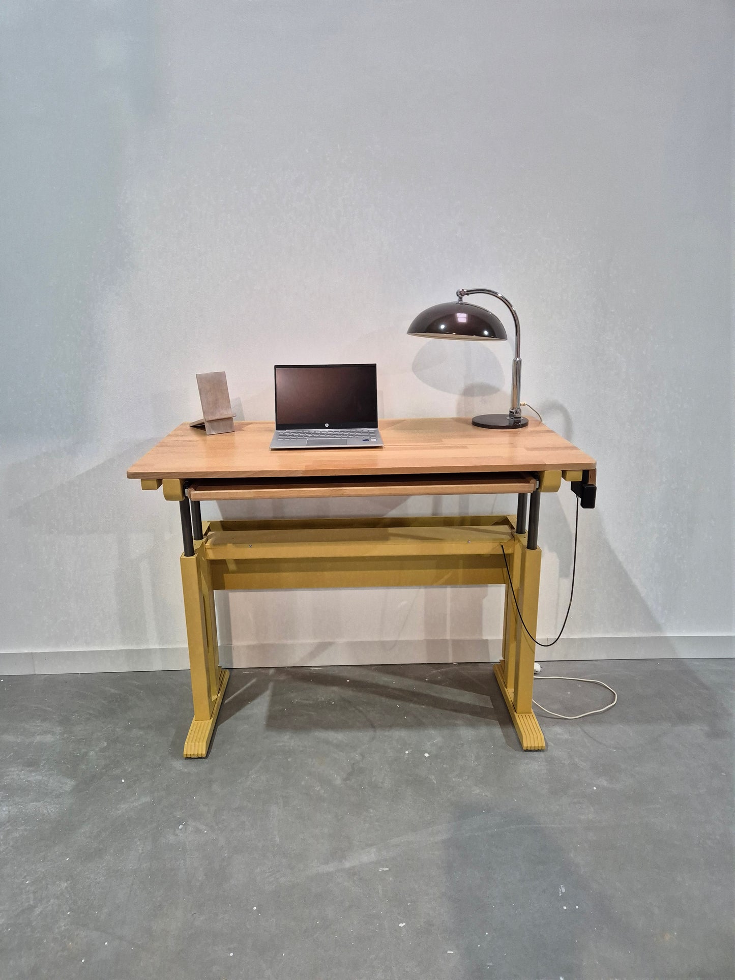 'Binsfeld' - Beechwood and Metal Adjustable Mechanized Sit/Stand Desk