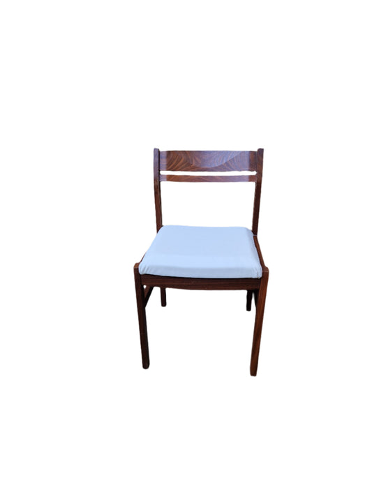 'Wecker' Solid Oakwood Chair